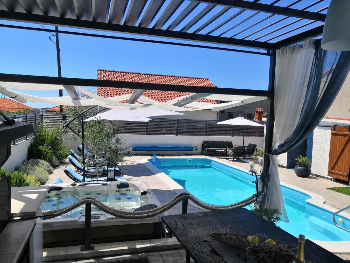 Deluxe Apartman Porto Трогір Екстер'єр фото