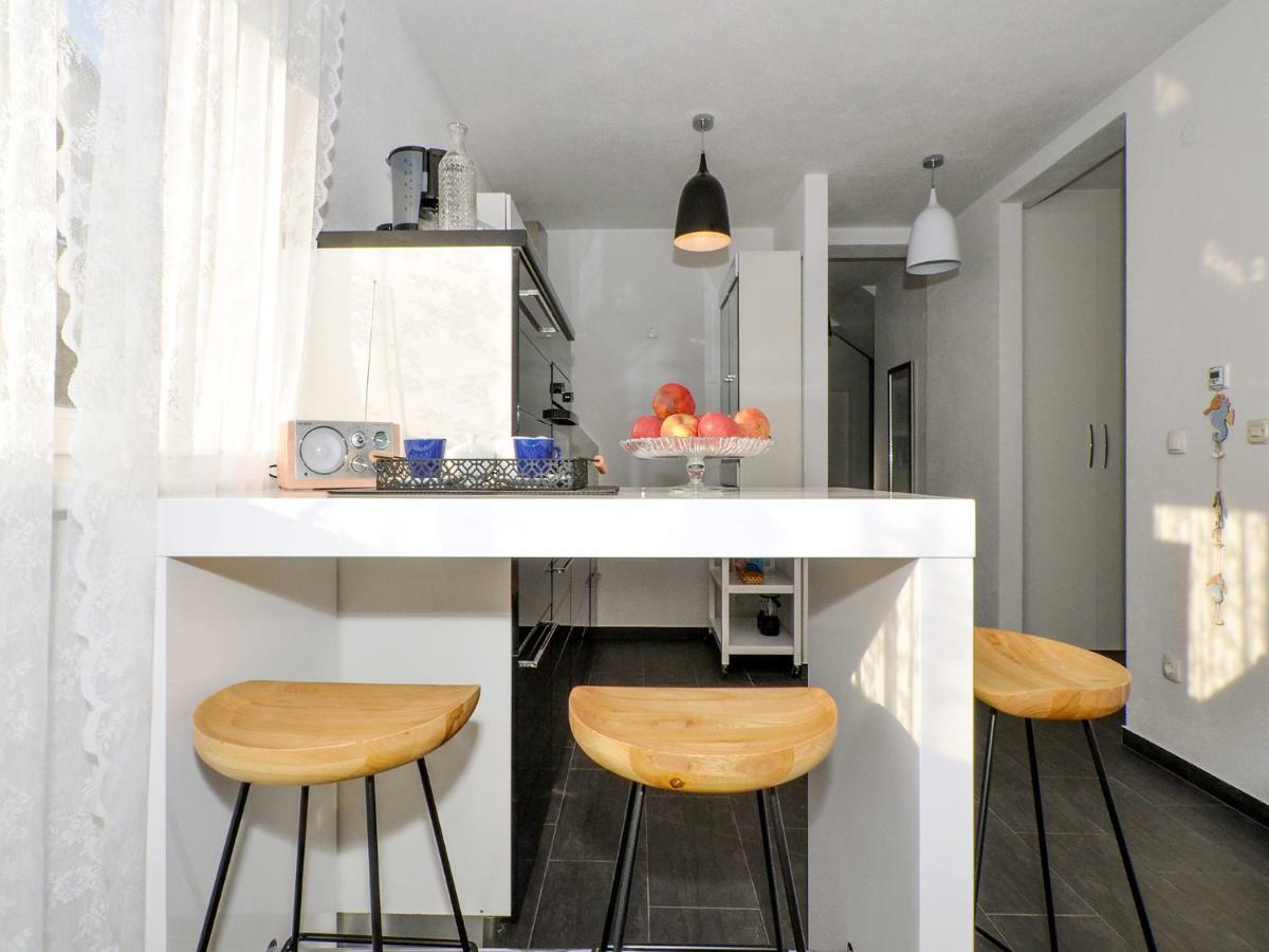 Deluxe Apartman Porto Трогір Екстер'єр фото