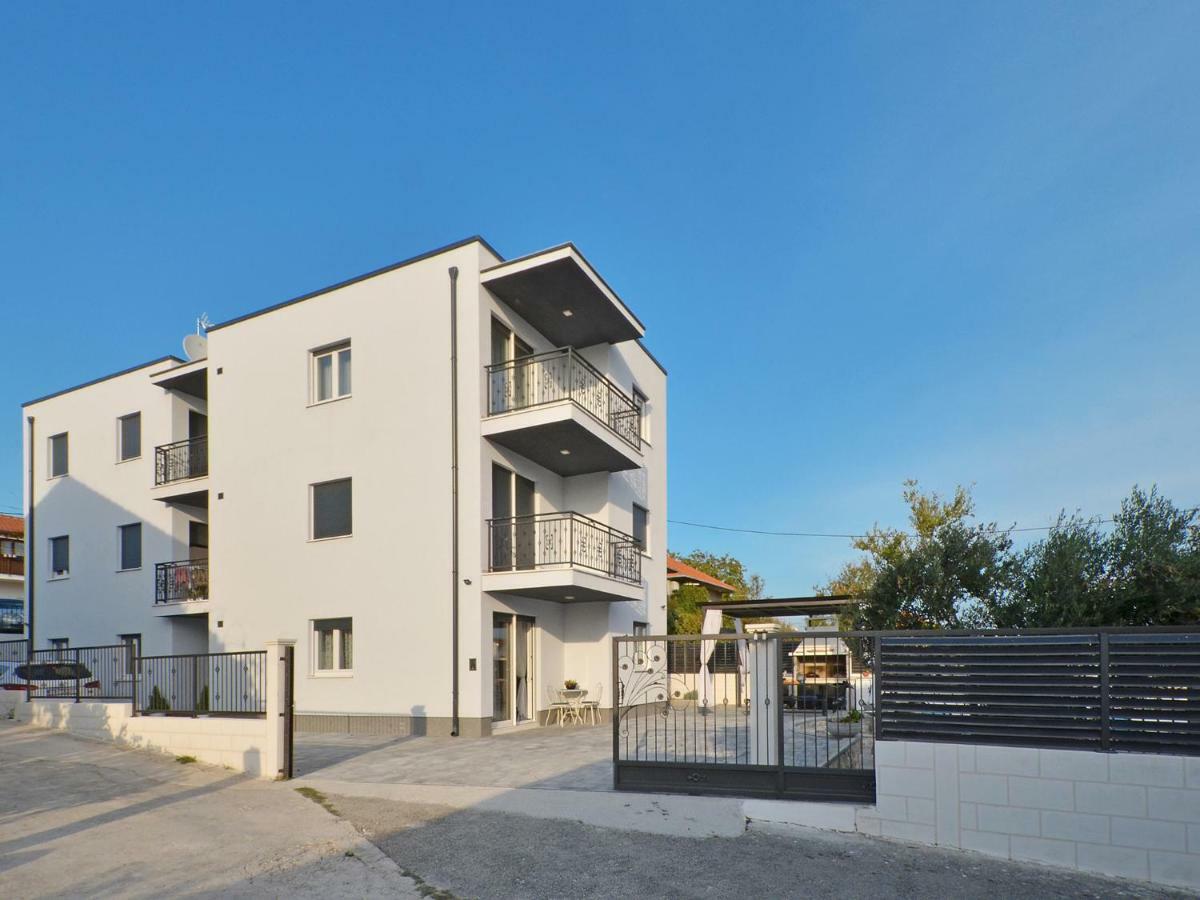 Deluxe Apartman Porto Трогір Екстер'єр фото