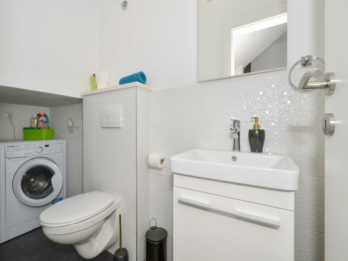 Deluxe Apartman Porto Трогір Екстер'єр фото